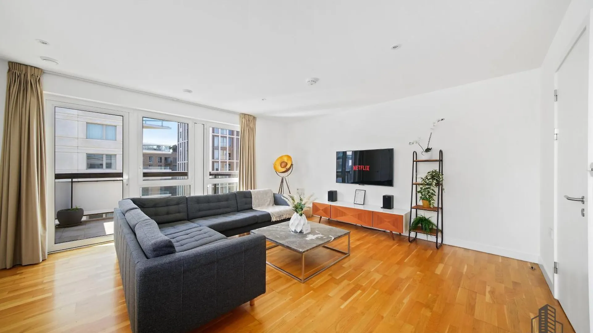 Modern 3 Bedroom - Olympic Park - E20 Stratford London 0*,  United Kingdom